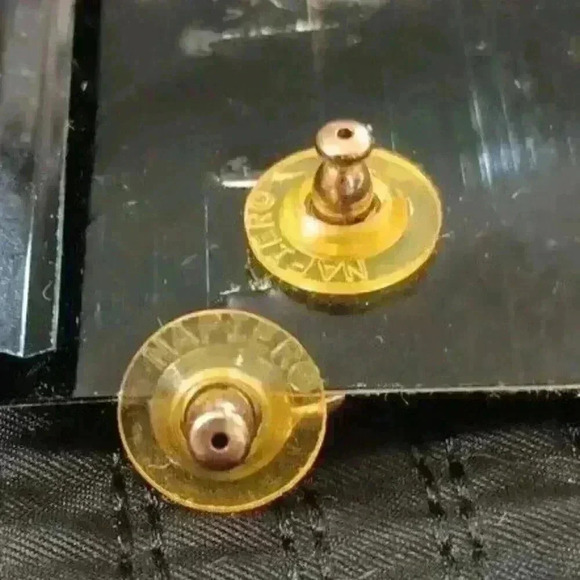 Napier Spiral Gold Tone Faux Black Onyx Center Pierced Earrings 14kt Post - Picture 3 of 3